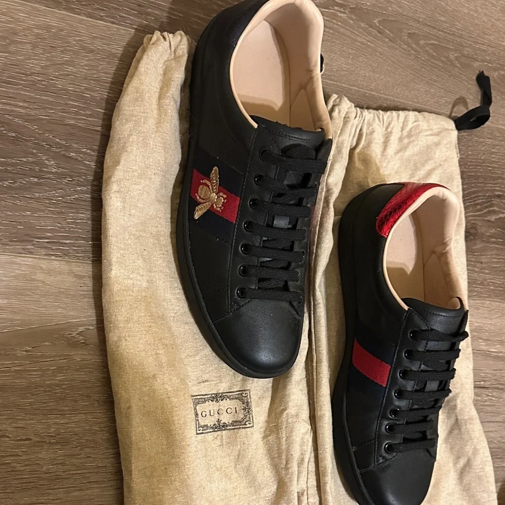 Gucci Men's Black Sneakers with Red Stripe - Picture 2 of 5